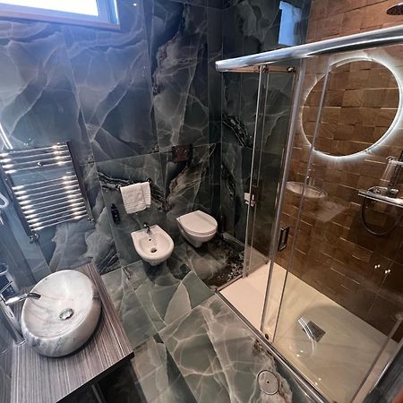 Hotel Kursaal Napoli Bagian luar foto