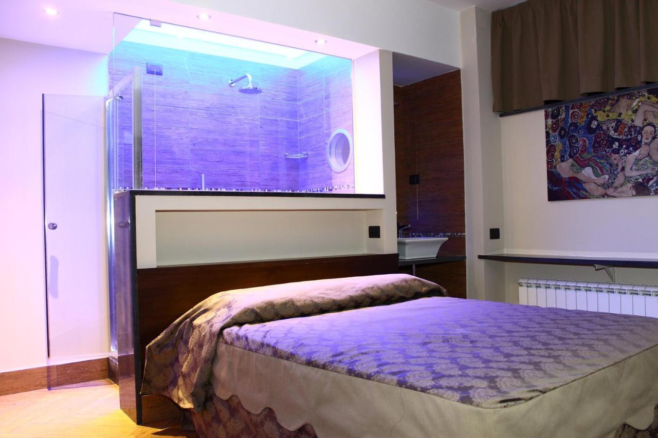 Hotel Kursaal Napoli Bagian luar foto