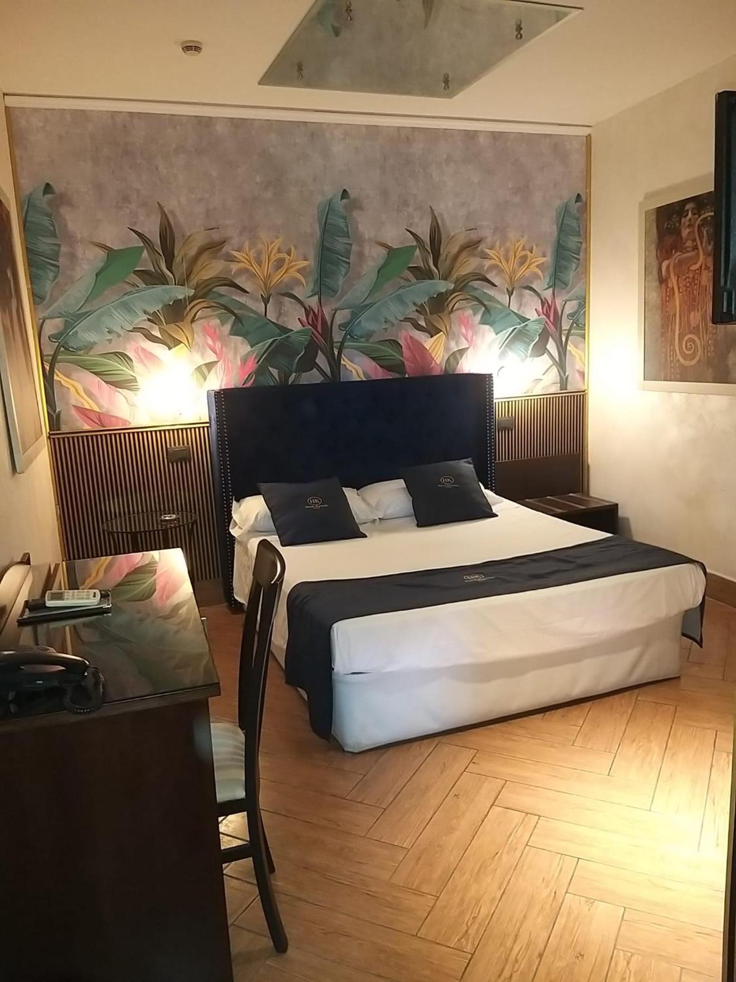 Hotel Kursaal Napoli Bagian luar foto