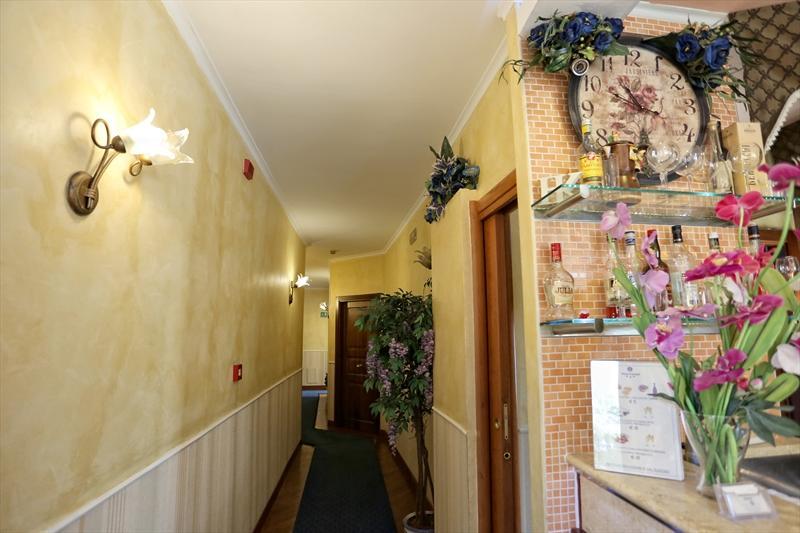 Hotel Kursaal Napoli Bagian luar foto