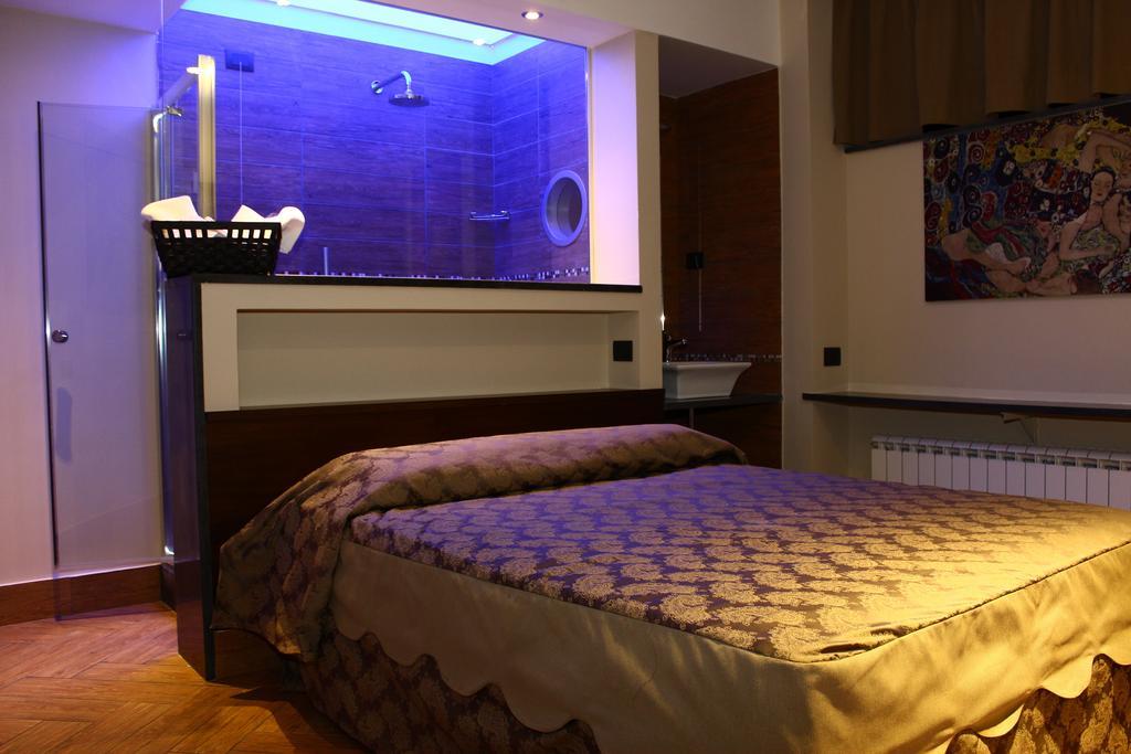 Hotel Kursaal Napoli Bagian luar foto